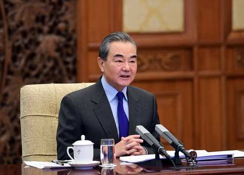 王毅:中美应开启各层级对话,任何问题都可以拿到桌面上来谈