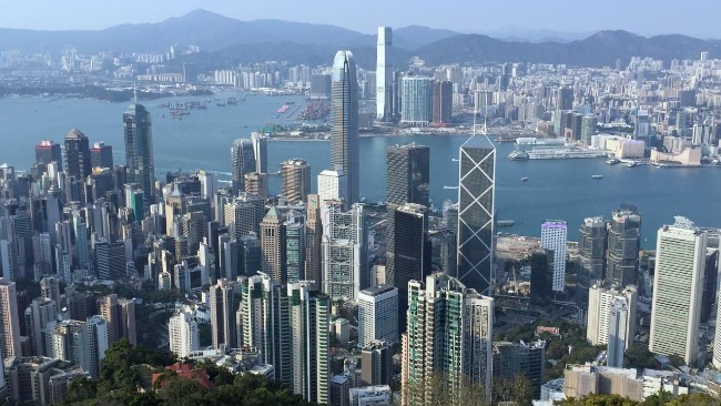 香港特区政府：取消美国外交护照持有人的免签证访港安排