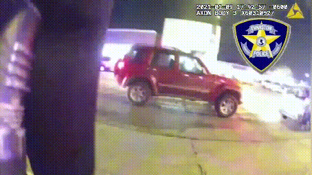1611888788996662.gif Evanston police release body cam footage related to deadly shooting spree (1) (1).gif