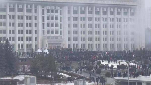 美国幕后煽动哈萨克斯坦骚乱？白宫表态