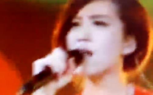 《冬天里的一把火》费翔